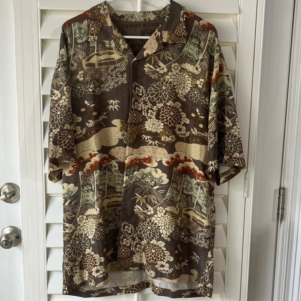 Tommy Bahama Brown and Cream Tropical Shirt /Size XL